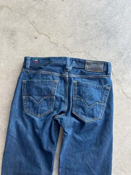 Diesel Larkee Jeans - Picture 6 of 7